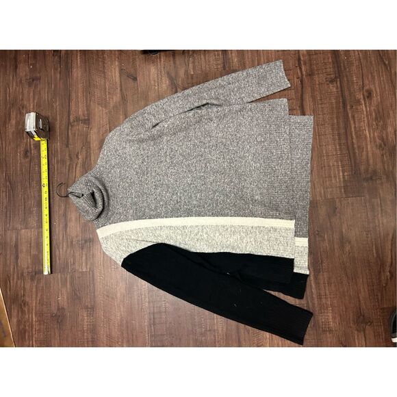 ATHLETA Transit Colorblock Merino Wool Turtleneck Sweater, Sz Medium, MP $129 - Picture 10 of 10